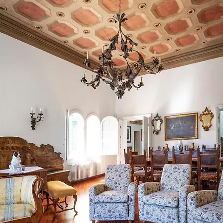 Residenza Palazzo Marchesini فندق مبيت وإفطار *